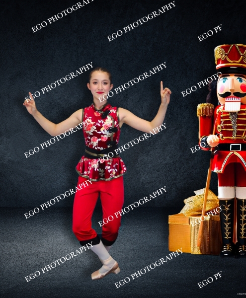 Nutcracker Chinese